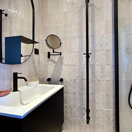 דירה Large Studio Near Pere-lachaise *