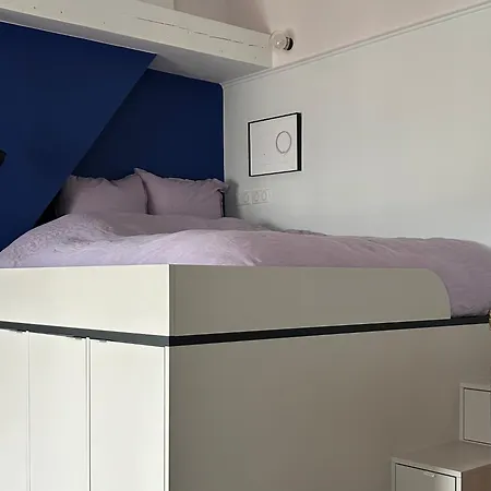 Large Studio Near Pere-lachaise פריז