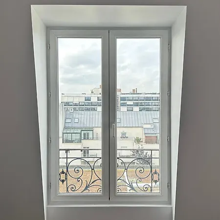 דירה Large Studio Near Pere-lachaise